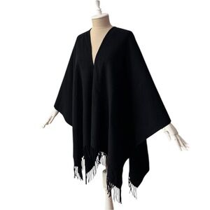 Foschini All Woman Black Cape One Size Very Soft Wool